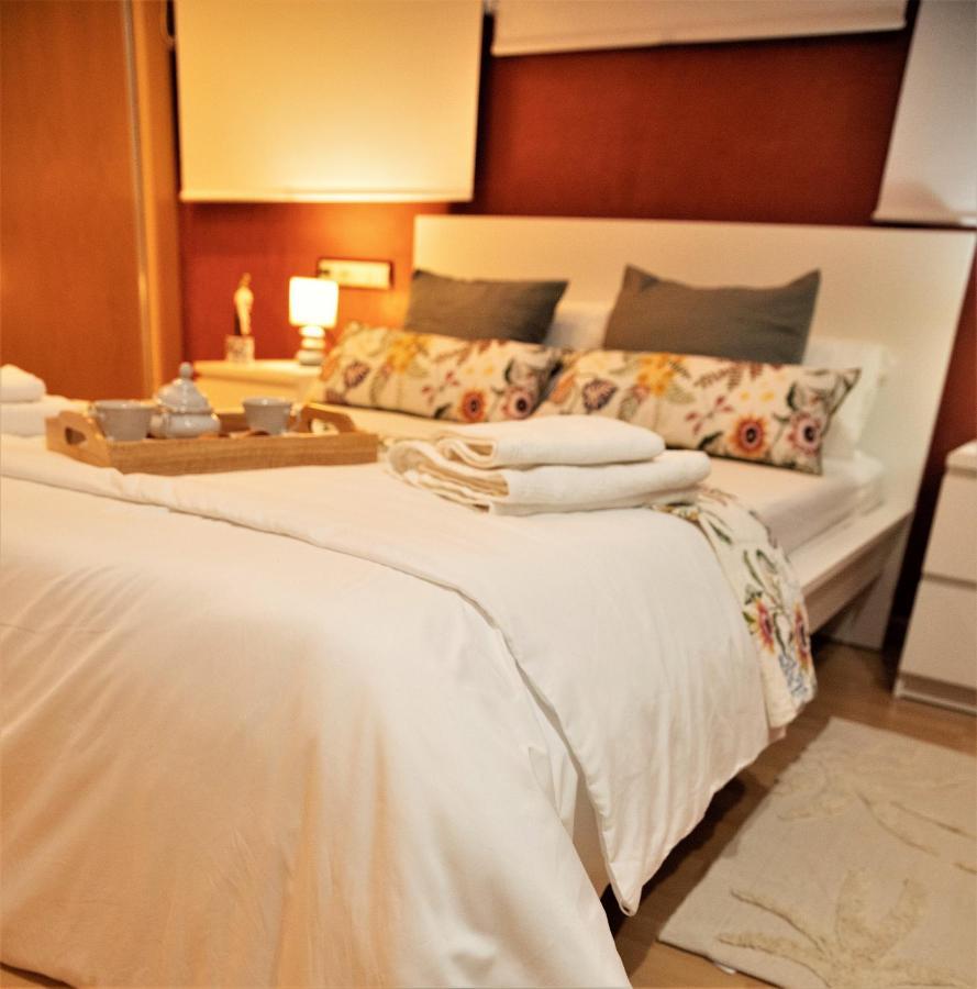 Penthouse Duplex In A 4 Floors Spanish House -8 Min To Center By Metro บาเลนเซีย ภายนอก รูปภาพ