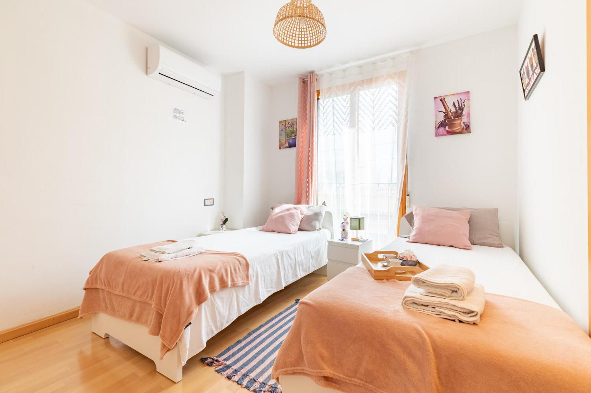 Penthouse Duplex In A 4 Floors Spanish House -8 Min To Center By Metro บาเลนเซีย ภายนอก รูปภาพ