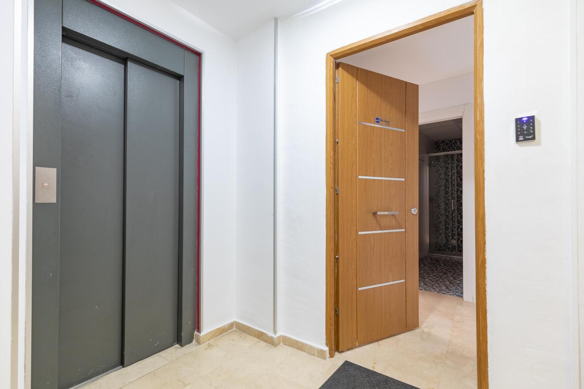 Penthouse Duplex In A 4 Floors Spanish House -8 Min To Center By Metro บาเลนเซีย ภายนอก รูปภาพ